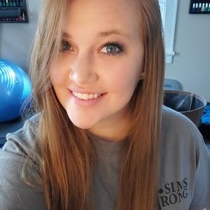 Meet your Posher, Courtney